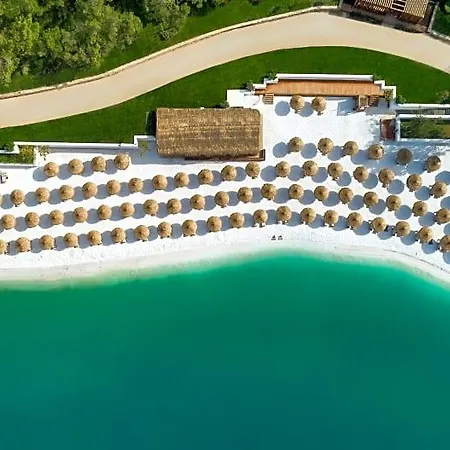 Hotel Lujo Art &joy 5*