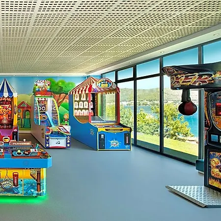 Hotel Lujo Art &joy 5*