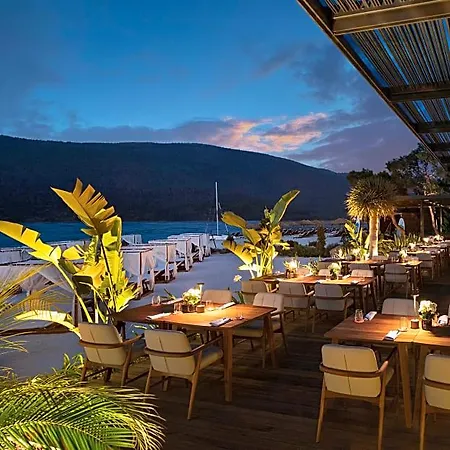 Hotel Lujo Art &joy 5*